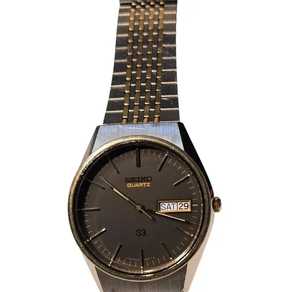 Vintage Seiko Quartz Two-Tone Watch Old‎ Money Classic Minimal Day Date Timeless - Picture 12 of 15